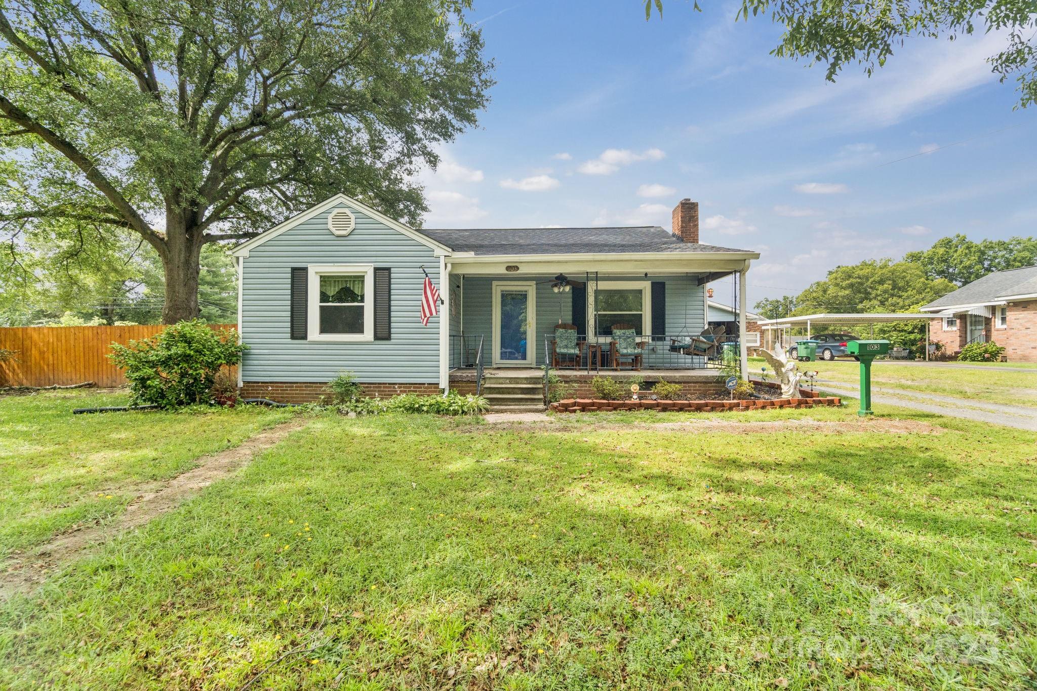 103 Texas Avenue, Bessemer City, NC 28016