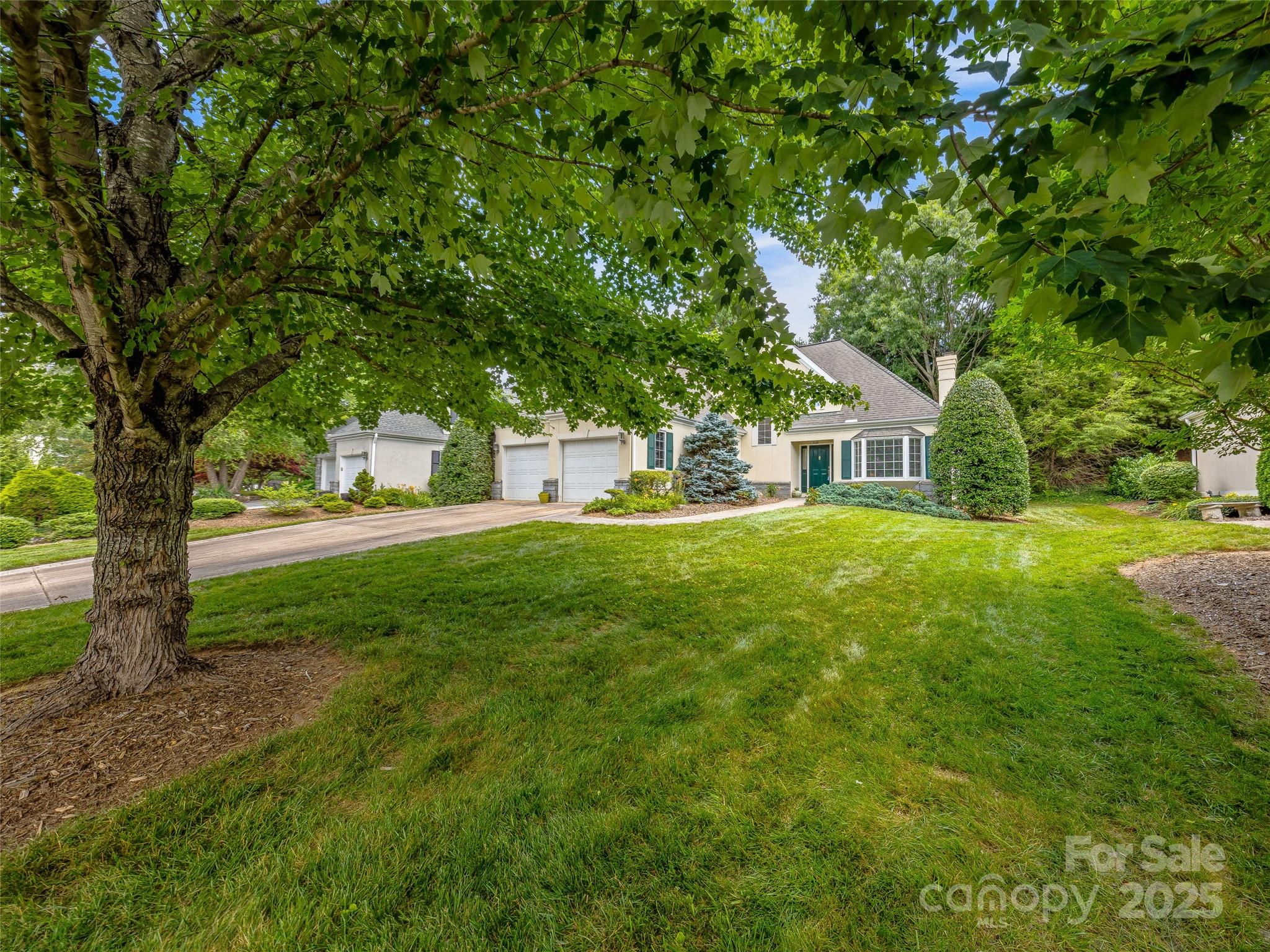 40 Tiverton Lane, Asheville, NC 28803