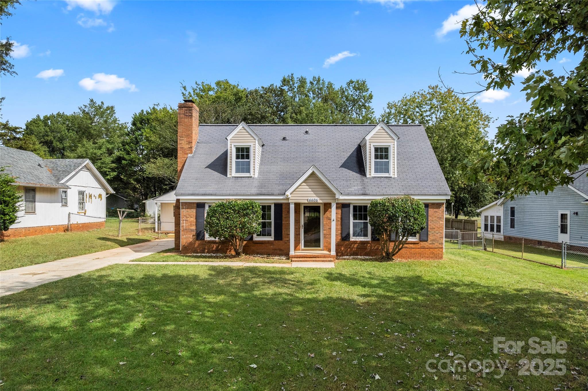 6606 Old Meadow Road, Charlotte, NC 28227