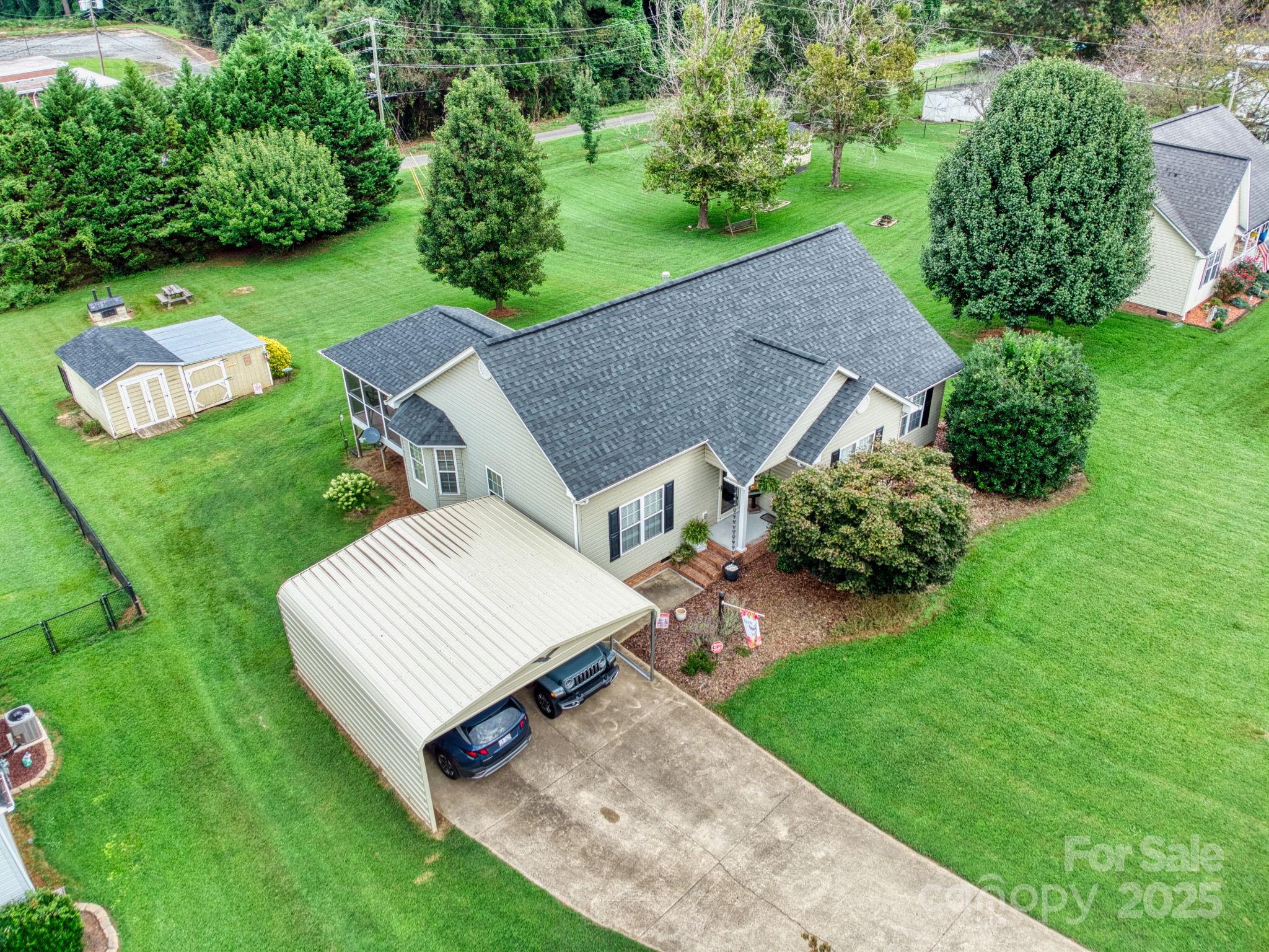 111 Summey Barker Drive, Dallas, NC 28034