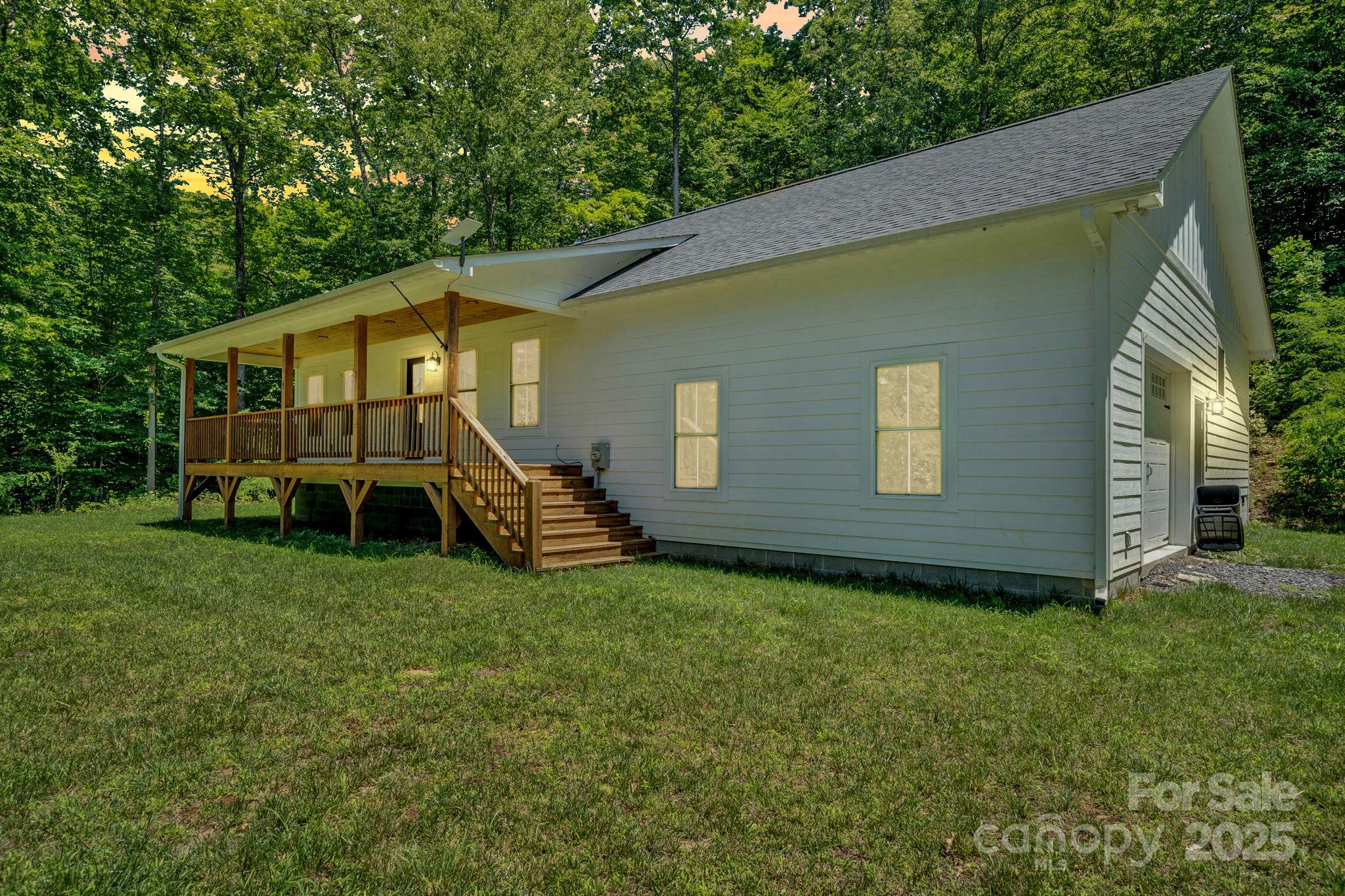 155 Pebble Ridge Road, Spruce Pine, NC 28777