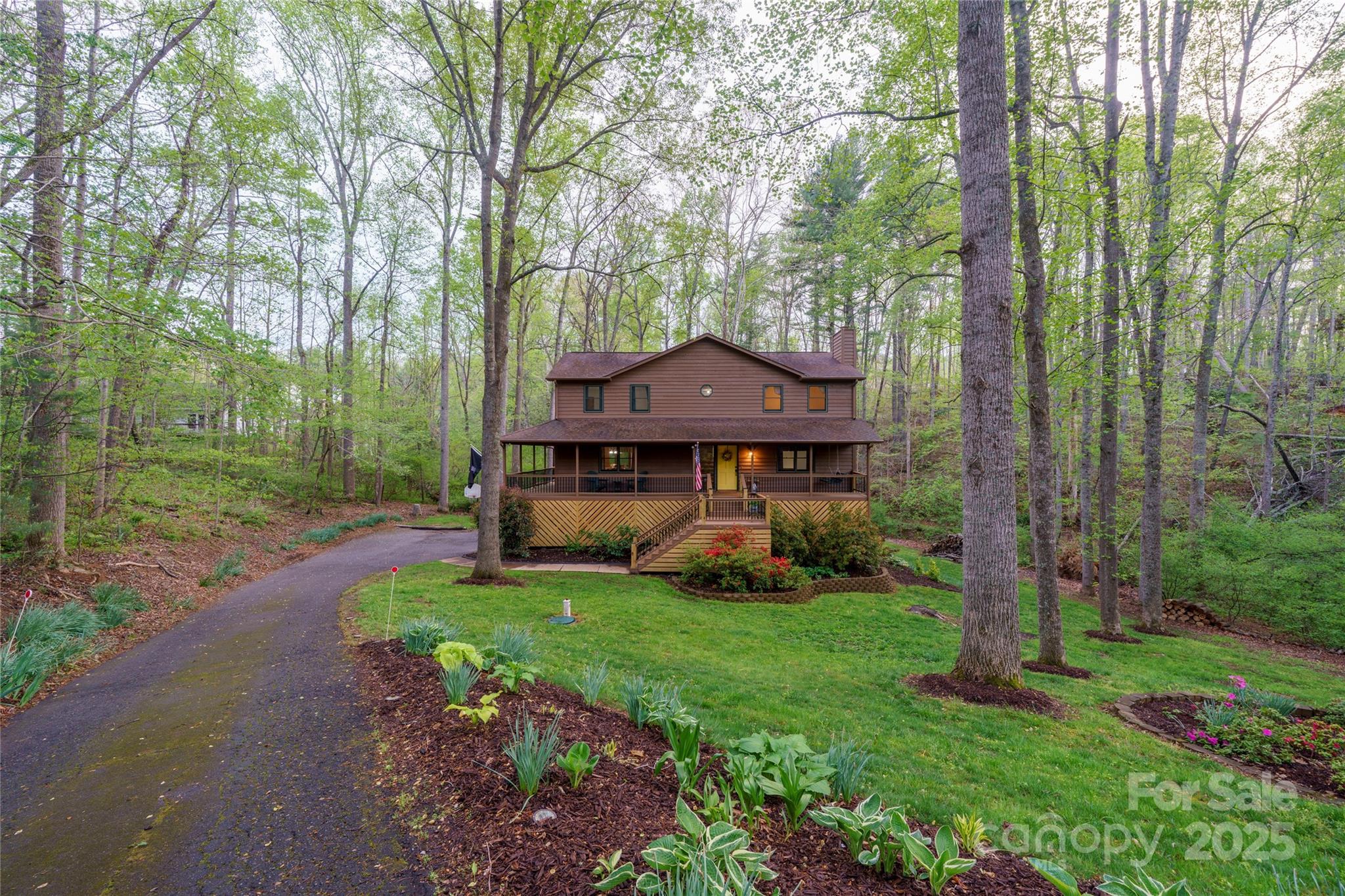 17 Morris Drive, Weaverville, NC 28787
