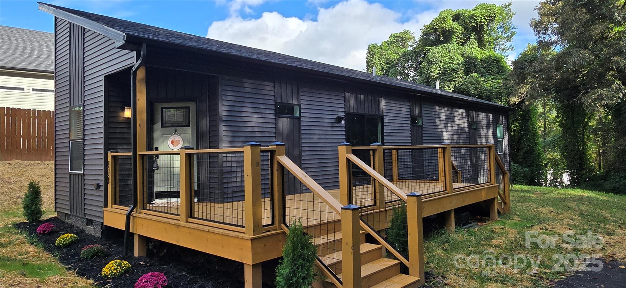 354 Carolina Avenue, Marion, NC 28752