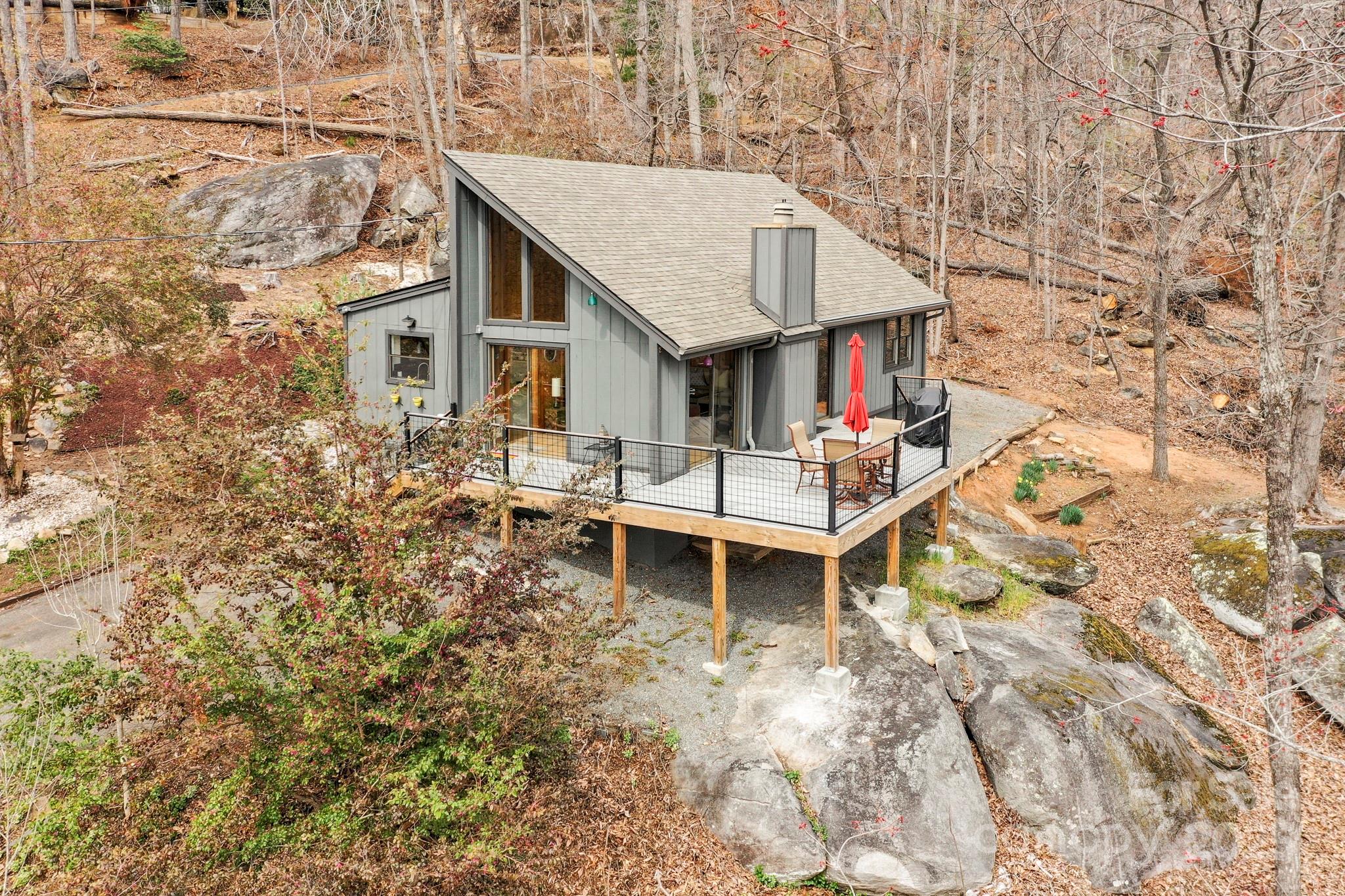 456 Youngs Mountain Drive, Lake Lure, NC 28746