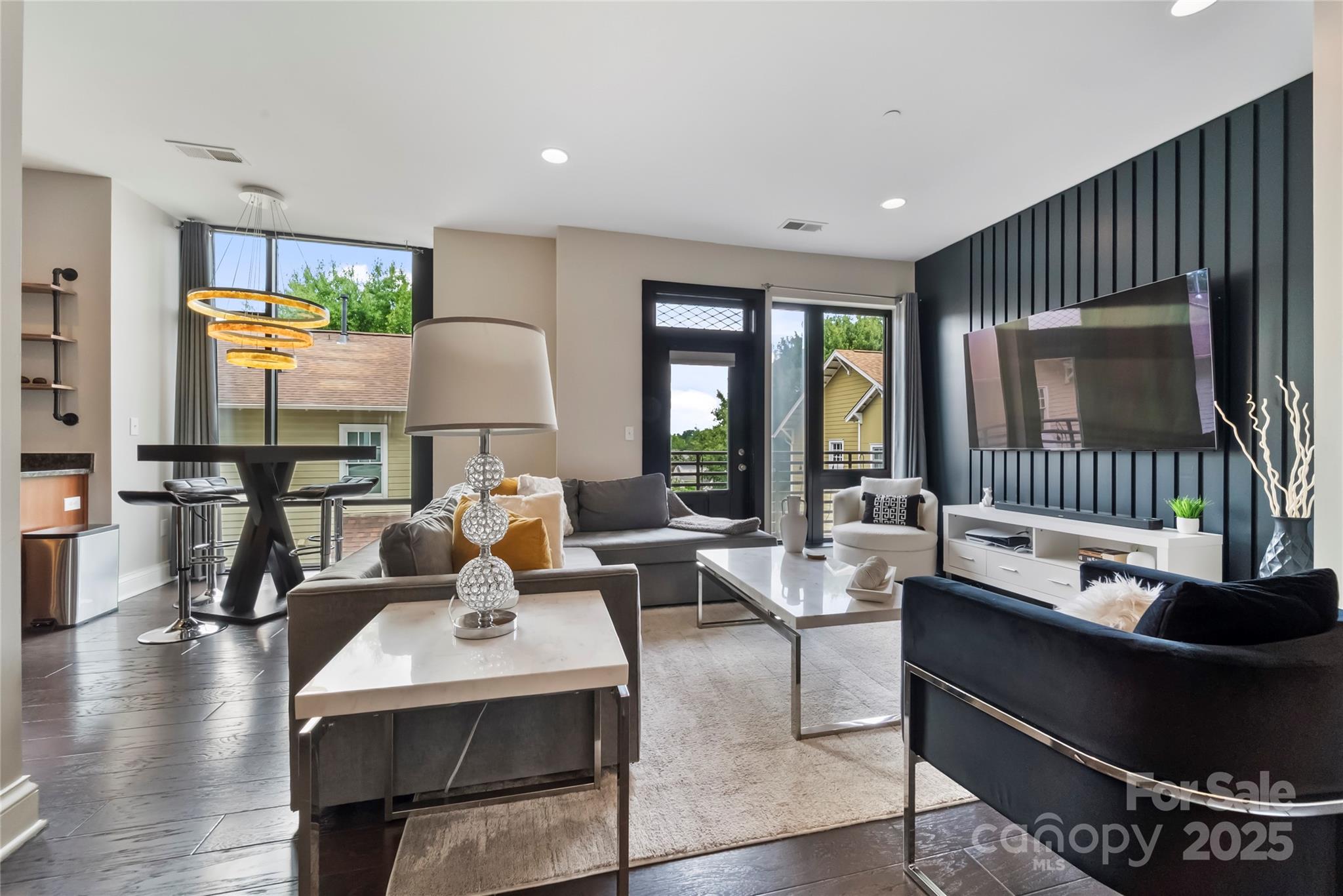 300 Magnolia Avenue, Charlotte, NC 28203