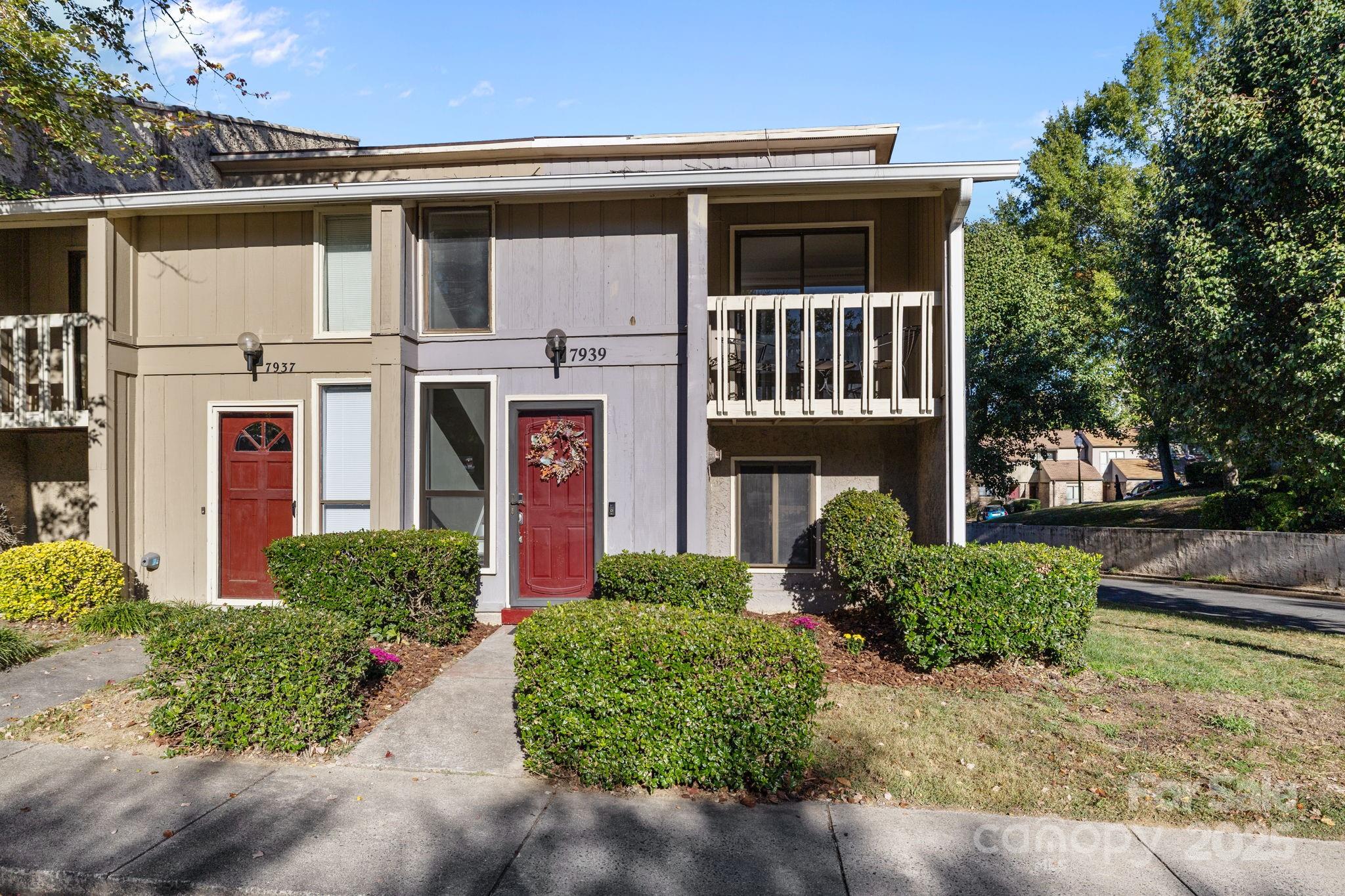 7939 Charter Oak Lane, Charlotte, NC 28226