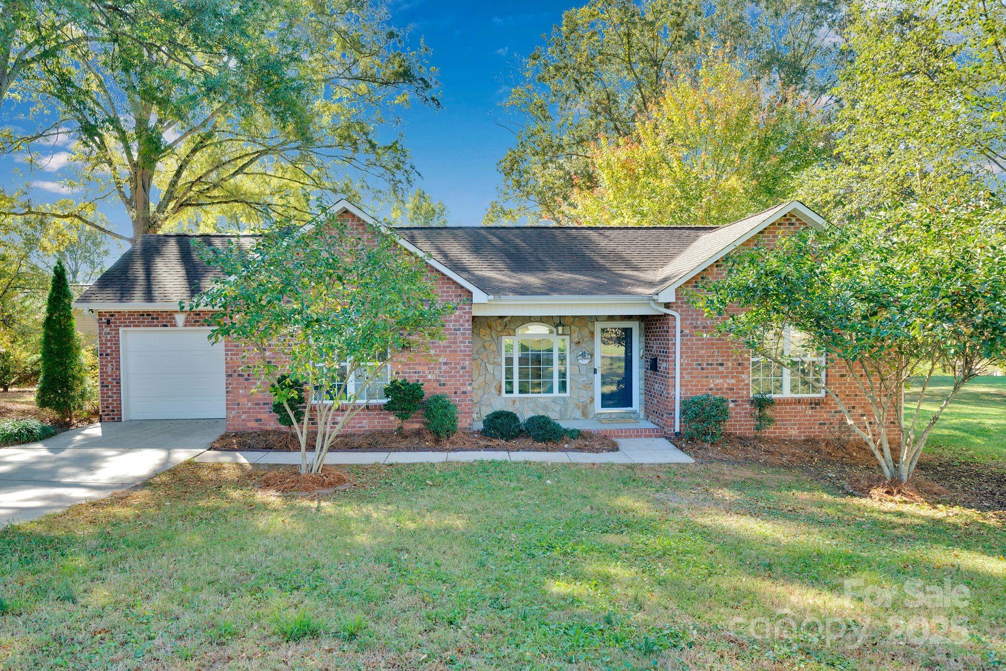 304 Carpenter Street, Maiden, NC 28650
