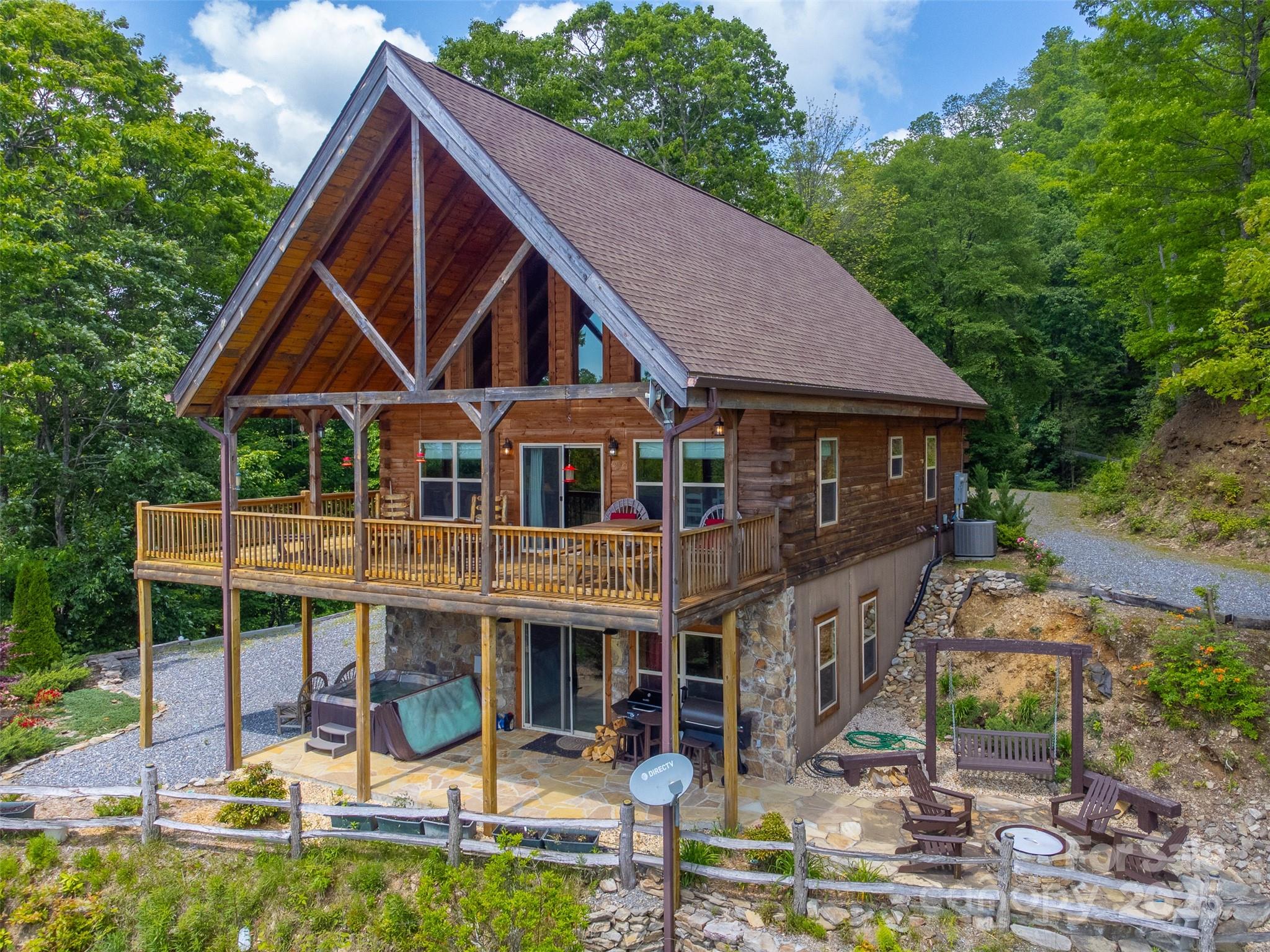 214 Indianola Lane, Bryson City, NC 28713
