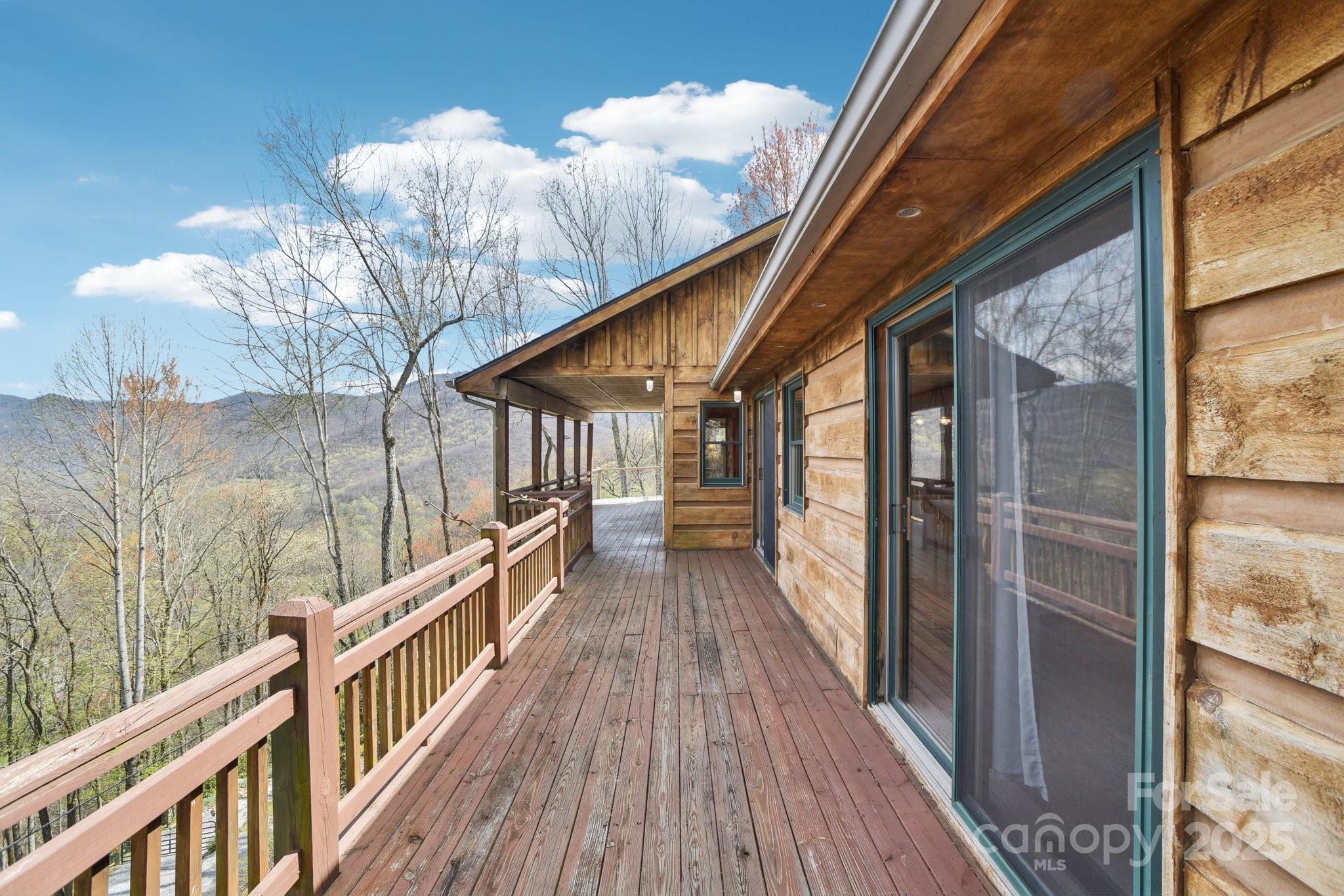 1426 Setzer Cove Road, Maggie Valley, NC 28751
