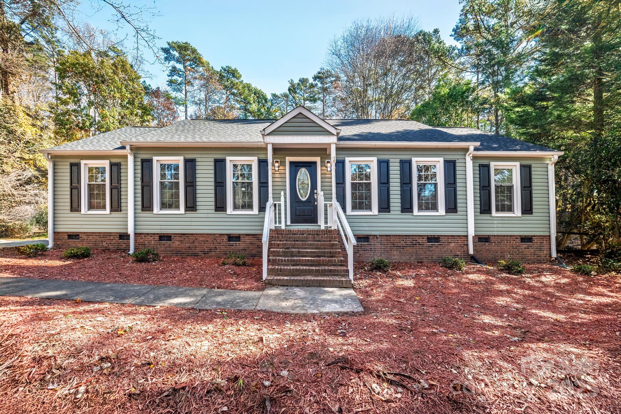 1111 Somersby Lane, Matthews, NC 28105